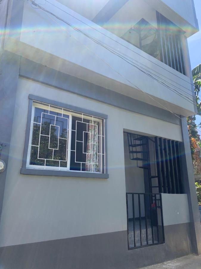 Romblon Transient House Apartamento Exterior foto